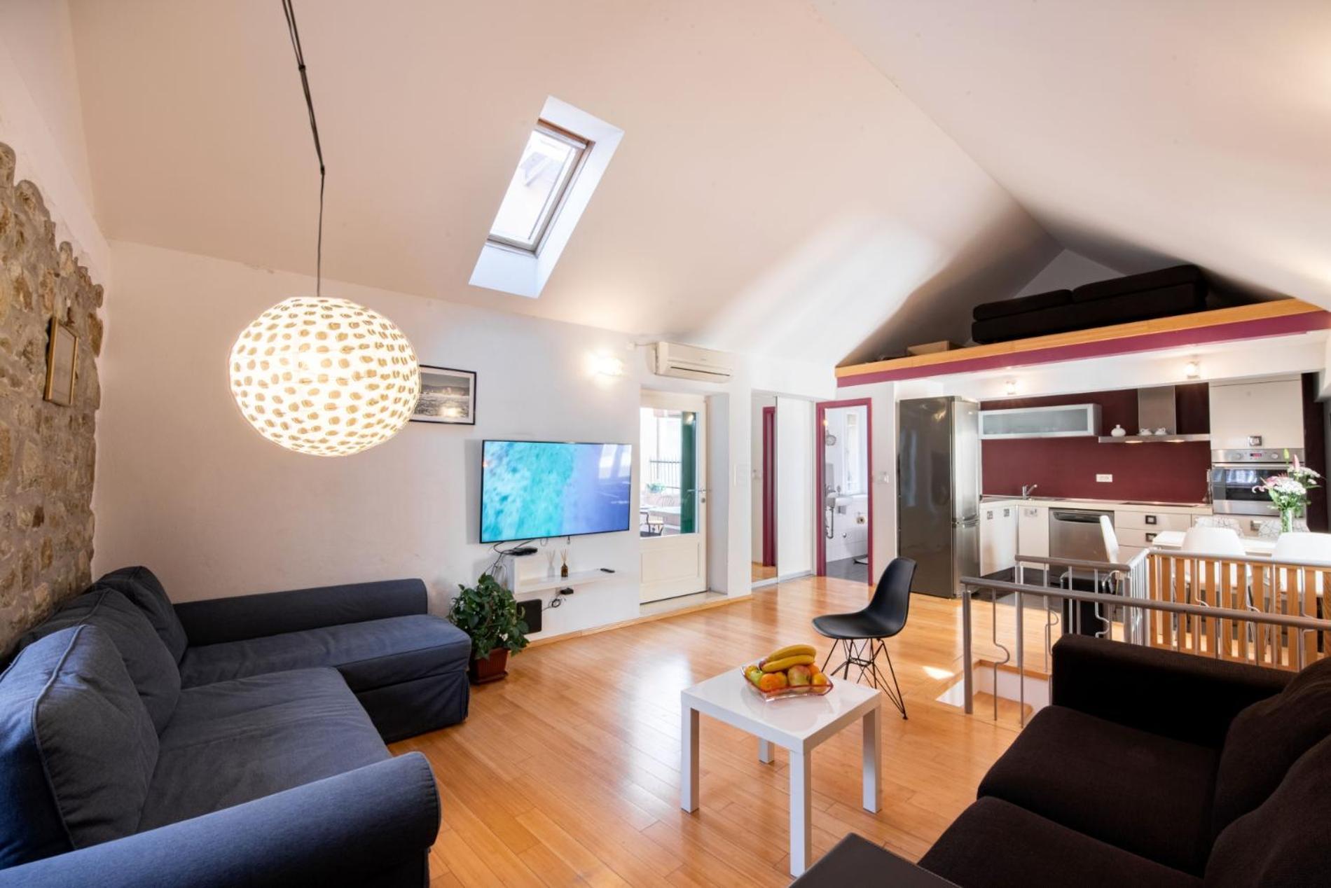 Duplex With Terrace In The City Centar Split Exterior photo