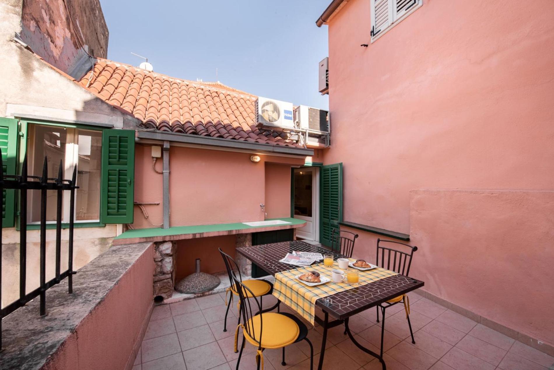 Duplex With Terrace In The City Centar Split Exterior photo