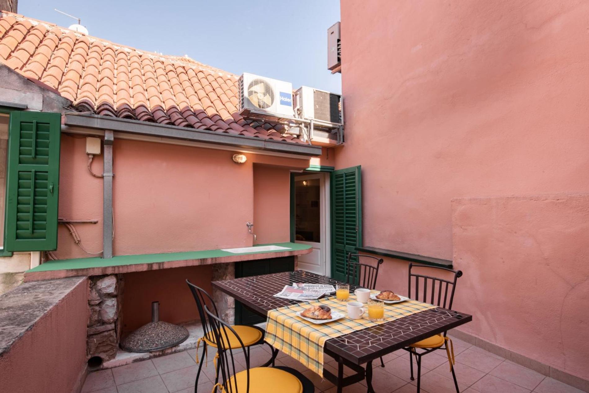 Duplex With Terrace In The City Centar Split Exterior photo